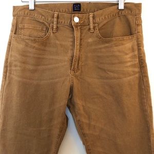 Gap men’s denim slim jeans. 33 x 32. light brown
